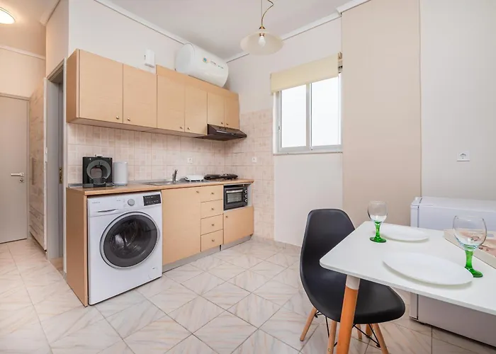 Apartament Silia 2 *